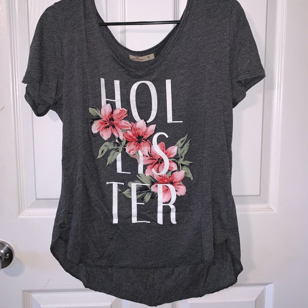 Hollister V-Neck Tee